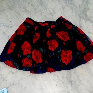 Janie & Jack velvet red / black little girl skirt with tulle underlay size 5